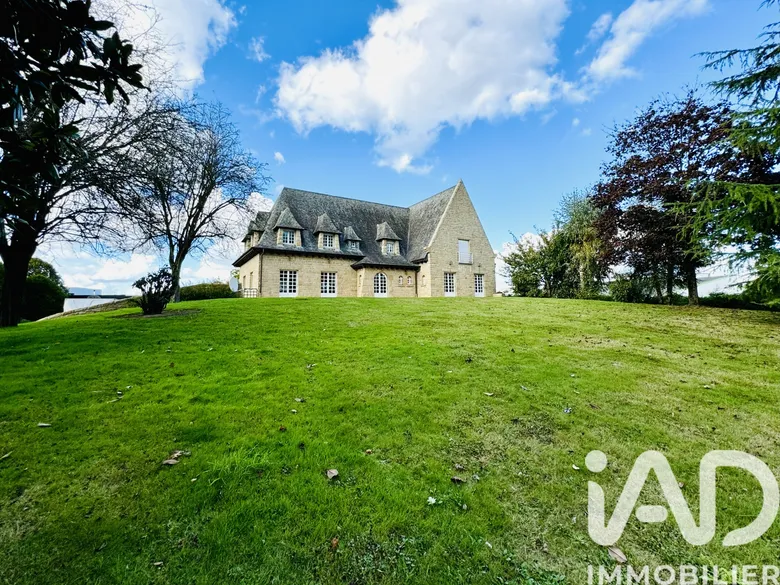 Maison 12 pièces 480 m² · à Melesse · 480 m² · 1 239 000 €