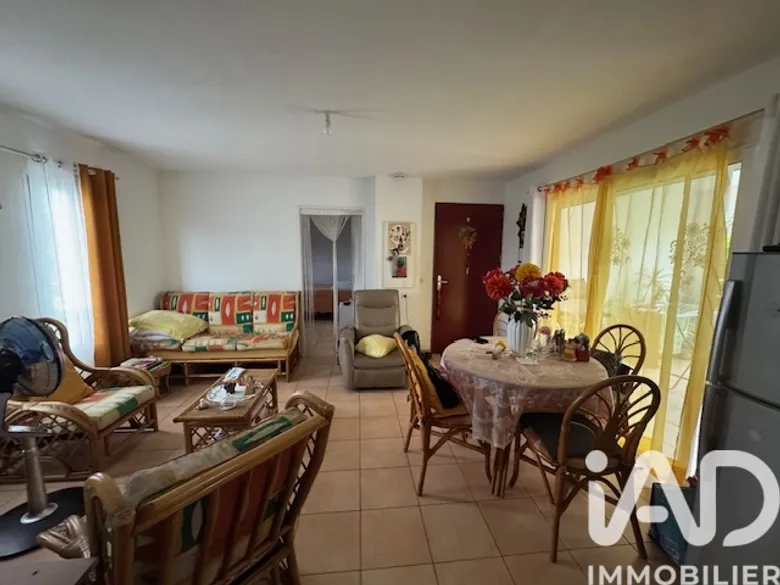 Appartement 2 pièces 45 m² · à Les Abymes · 45,3 m² · 140 000 €