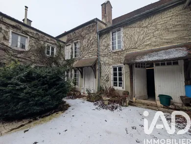 Maison de village à Bar-sur-Seine (10110)