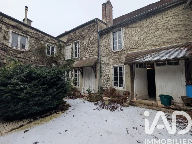 Maison 7 pièces 217 m² · à Bar-sur-Seine · 217 m² · 155 000 €