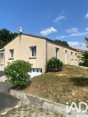 Maison à Les Herbiers (85500)