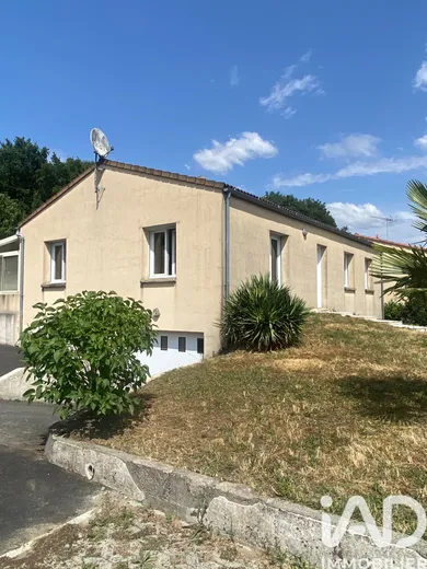 Maison à Les Herbiers (85500)