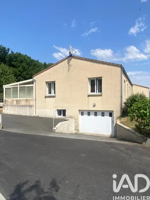 Maison à Les Herbiers (85500)