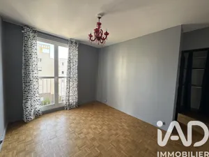 Apartment in Villeneuve-la-Garenne (92390)