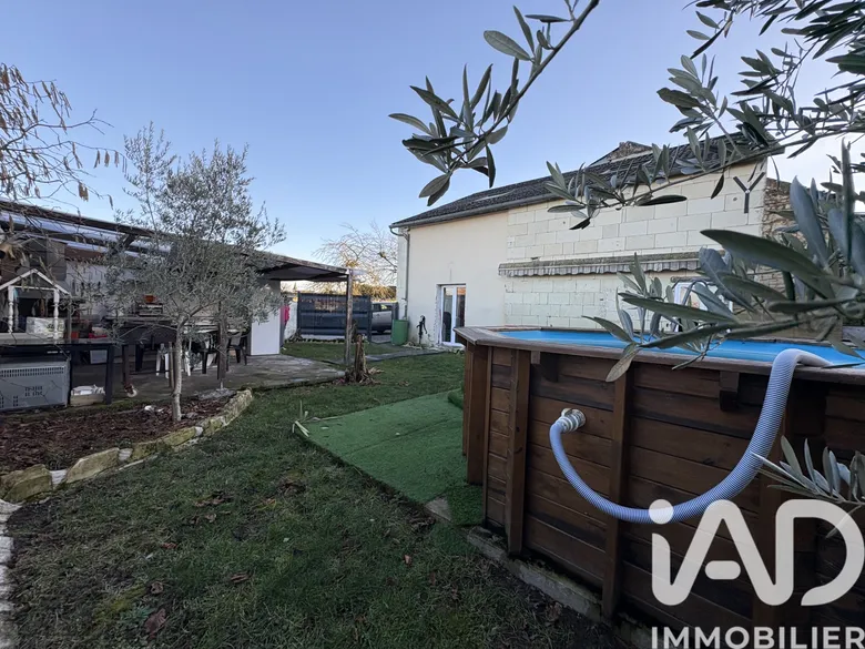 Maison 7 pièces 193 m² · à Montreuil-Bellay · 193 m² · 238 500 €