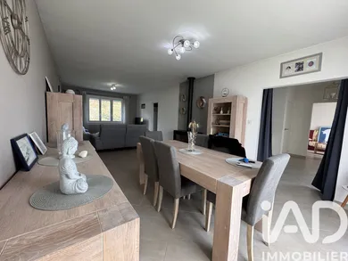 Pavillon à La Chapelle-du-Noyer (28200)