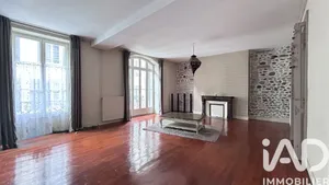 Apartment in Pau (64000)