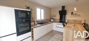 House in Sabres (40630)