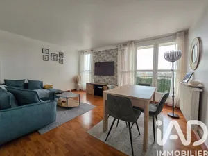 Apartment in Brunoy (91800)