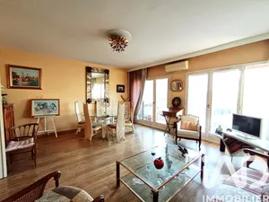 Apartment in Toulon (83200)