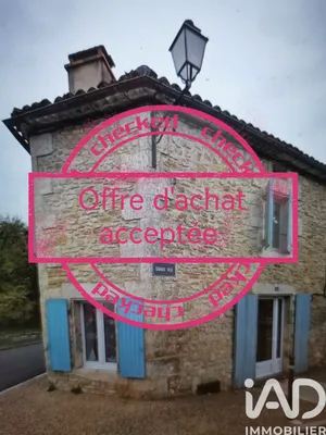 Immeuble à Marthon (16380)