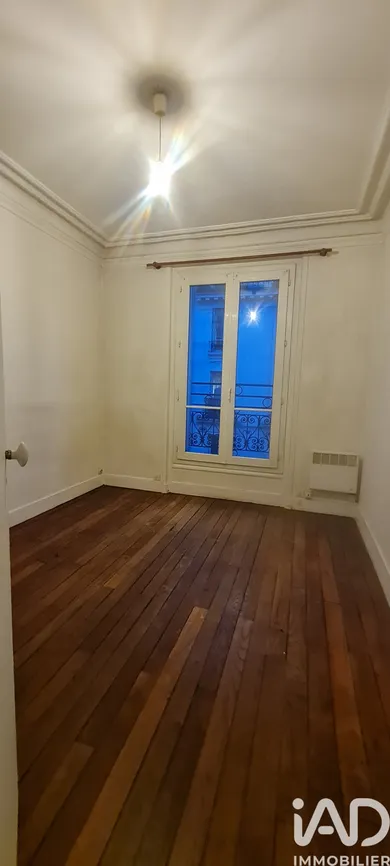 Apartment in Paris (75018)