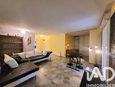 Apartment in Nimes (30000)
