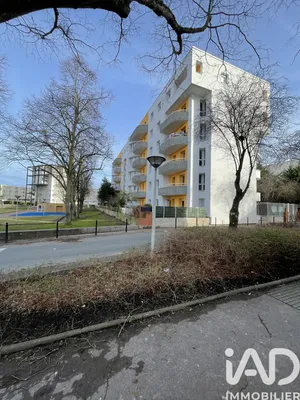 Apartment in Évry (91000)