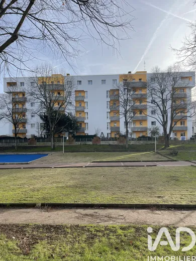 Apartment in Évry (91000)