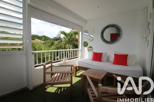 Appartement à Sainte-Rose (97115)