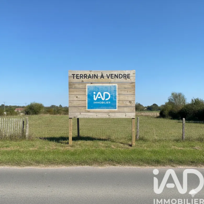 Terrain à bâtir à Verderonne (60140) · 143 000 €