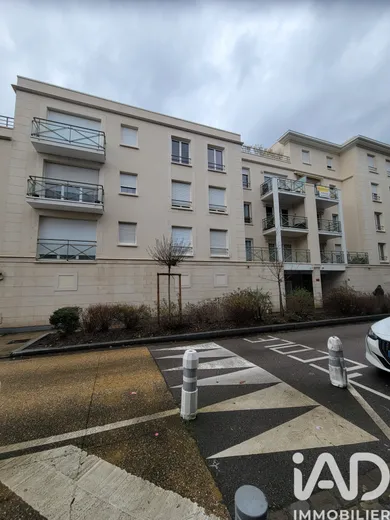 Apartment in Rouen (76100)