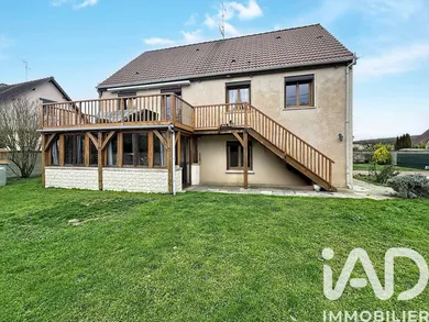 Maison à Saint-Aubin (10400)