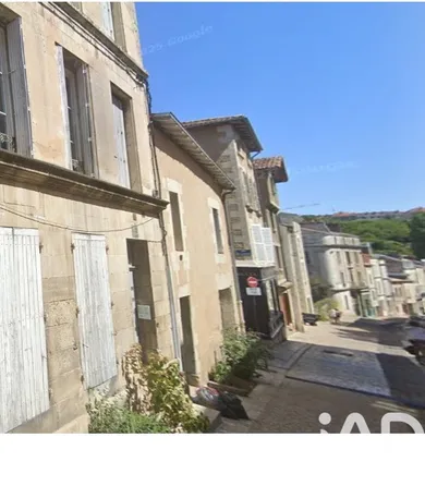 Apartment in Poitiers (86000)