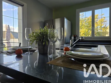 Maison à Saint-Léger-des-Bois (49170)