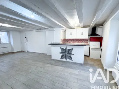 Apartment in Chaumes-en-Brie (77390)