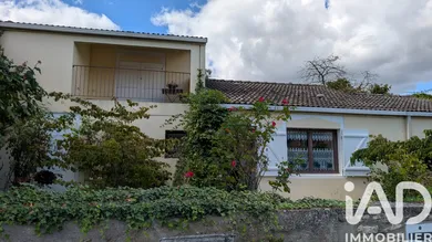 Maison traditionnelle à Moissy-Cramayel (77550)