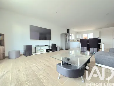 Maison à Claira (66530)