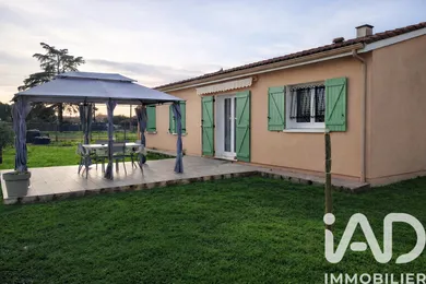 Traditional house in LES EGLISOTTES ET CHALAURES (33230)