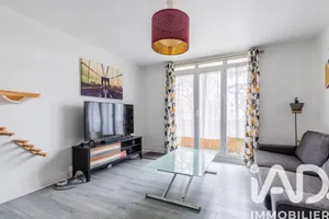 Apartment in Ablon-sur-Seine (94480)