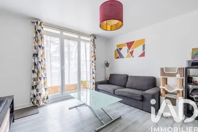 Apartment in Ablon-sur-Seine (94480)