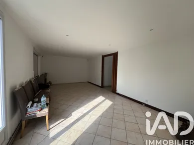House in L'Isle-Adam (95290)