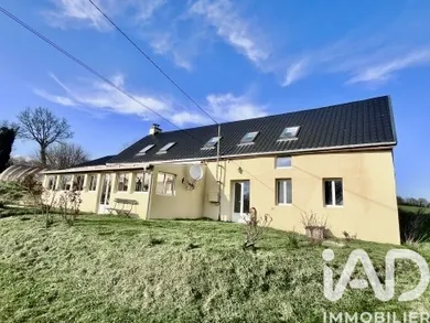 Longere in Grâce-Uzel (22460)