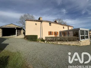 Longere in Saint-Aubin-le-Cloud (79450)