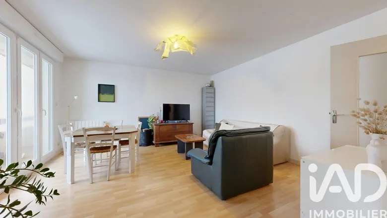 Appartement 3 pièces 72 m² · à Montrevault-sur-Evre · 72 m² · 121 000 €