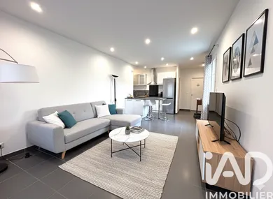 Apartment in Grisy-Suisnes (77166)