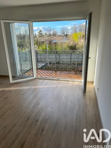 Apartment in Eysines (33320)