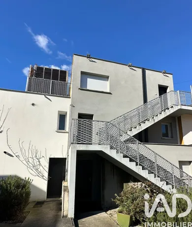 Apartment in Eysines (33320)