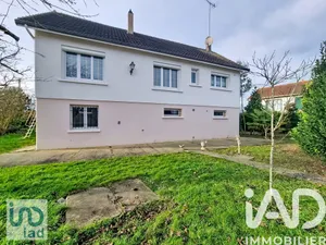 Detached house in Charmoy (89400)