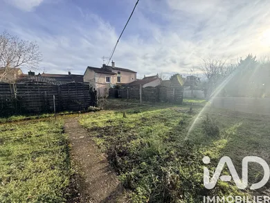 Maison à Biard (86580)