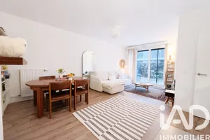 Apartment in Asnières-sur-Seine (92600)