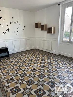 Apartment in Persan (95340)