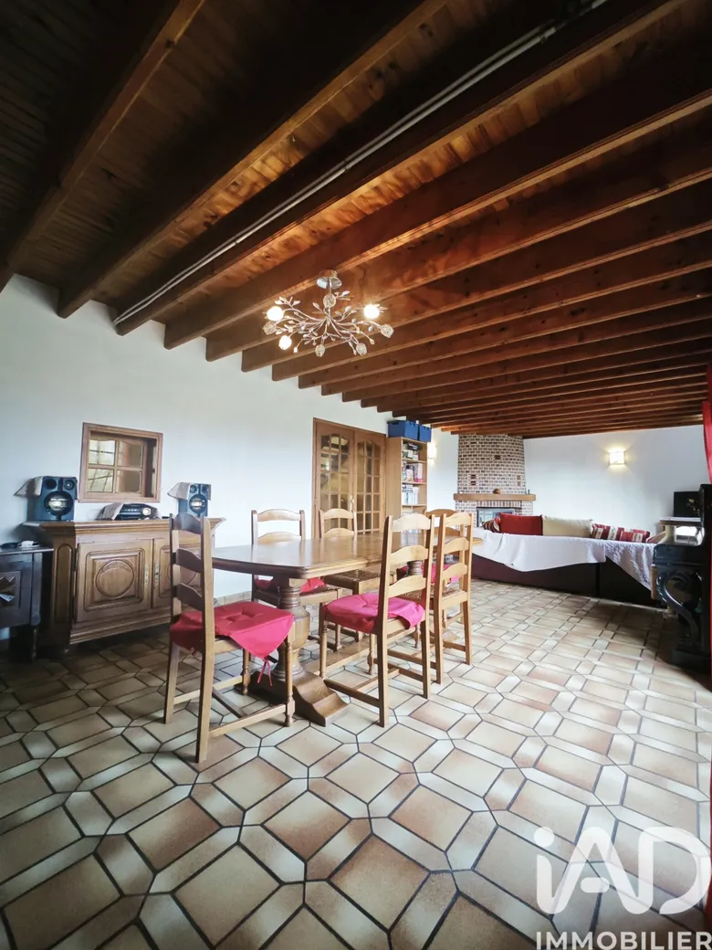 Maison 8 pièces 217 m² · à Looberghe · 217 m² · 279 000 €