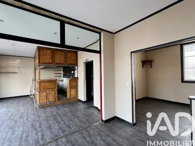 Immeuble à Tessy-Bocage (50420)