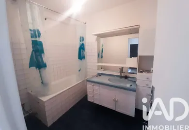Apartment in Aix-en-Provence (13090)