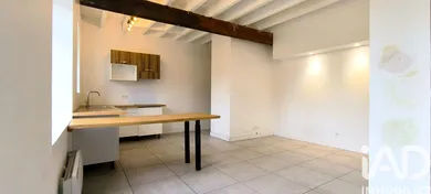 Townhouse in Camblanes-et-Meynac (33360)