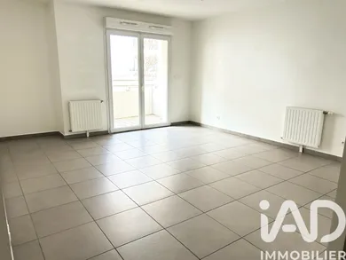 Apartment in Craponne (69290)
