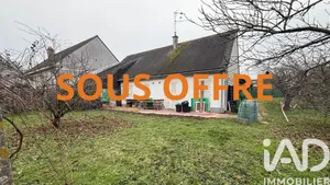 House in Saint-Barthélemy-d'Anjou (49124)