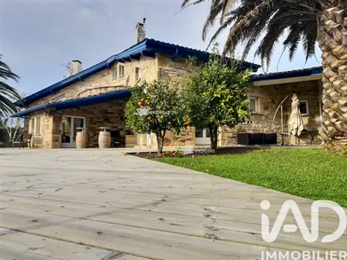 Architectural house in Urrugne (64122)