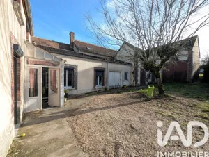 Village house in Mont-Saint-Sulpice (89250)